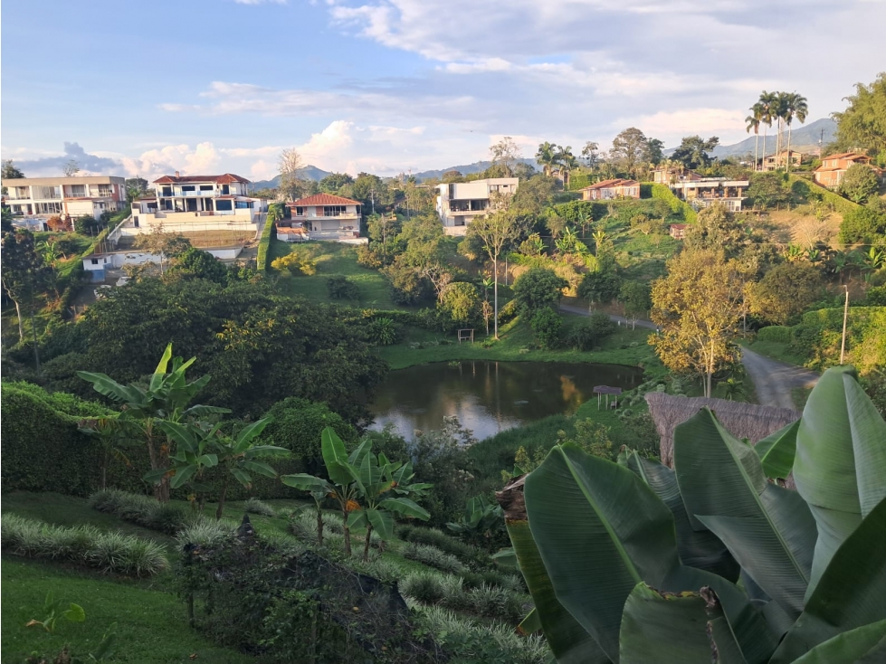 VENDO CASA CAMPESTRE SABANITAS VILLAGE HOMES PEREIRA