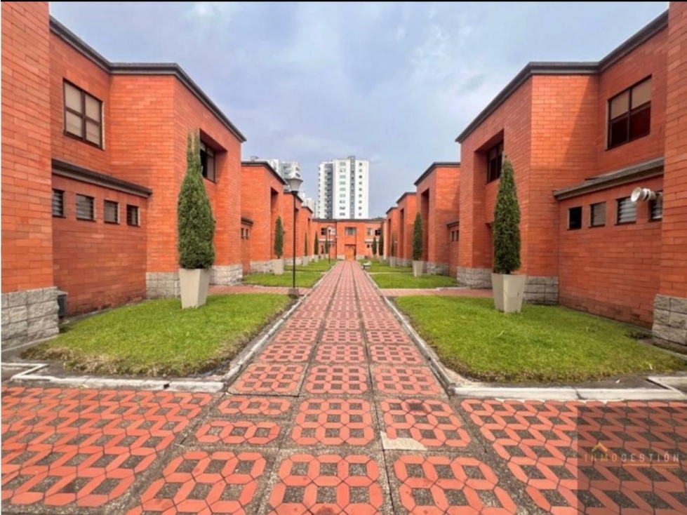 VENDE CASA CONJUNTO CERRADO POR PINARES PEREIRA — foto 2