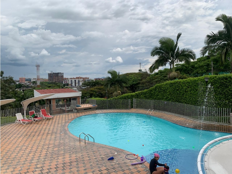 VENDO CASA DE 3 PISOS DE 144 M2 POR UNICENTRO PEREIRA — foto 5