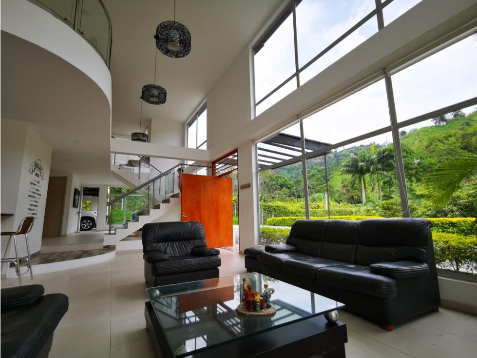 VENDO CASA CAMPESTRE 1 Ha ANTES DEL PEAJE LAS PAVAS MANIZALES