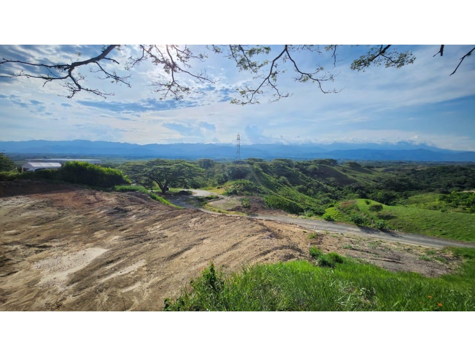 LOTE EN LAGOS DEL CORTIJO 1.998 M2 VIA CERRITOS A CARTAGO — foto 3