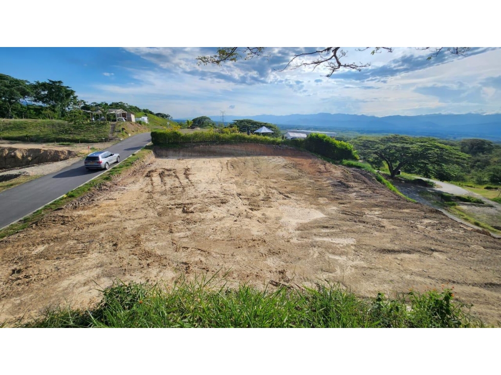 LOTE EN LAGOS DEL CORTIJO 1.998 M2 VIA CERRITOS A CARTAGO — foto 4