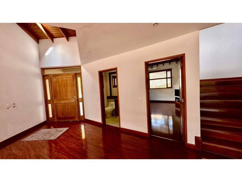 VENDO HERMOSA CASA EN VEREDA EL CHOCOLATERO, CERCA A BOGOTA — foto 5