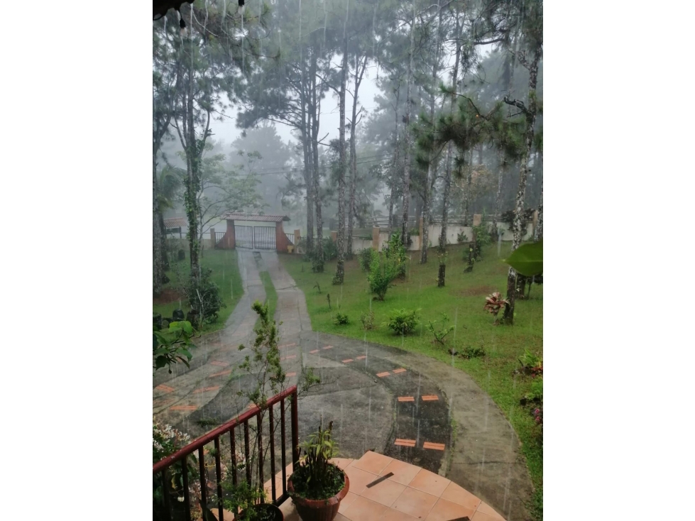 VENTA DE CASA EN ALTOS DE CERRO AZUL — foto 5
