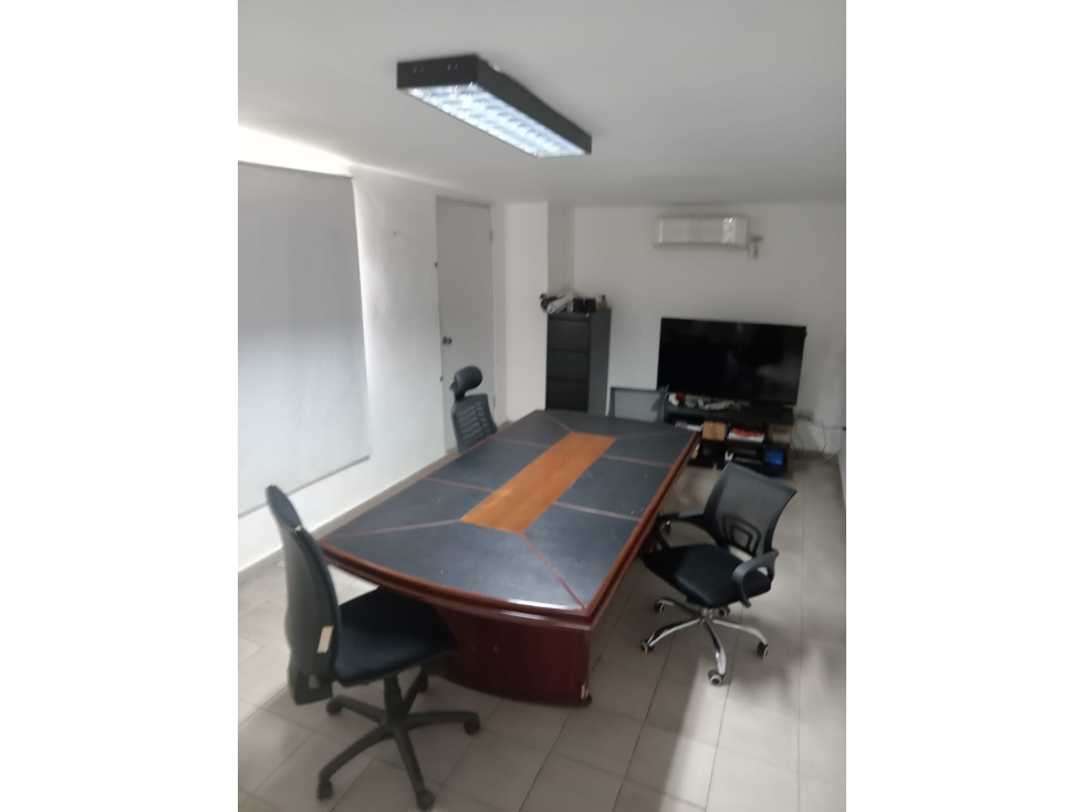 Se Vende en Altos de Tocumen con oficina circa la C.Panamericana - 5