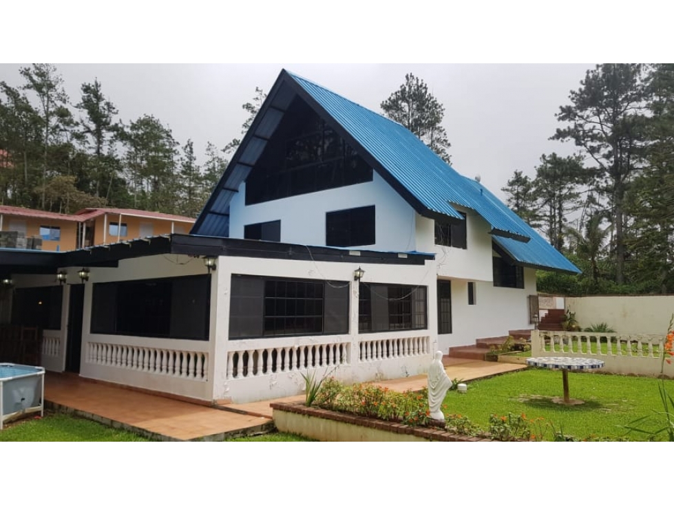 SE VENDE AMPLIA CASA EN ALTOS DE CERRO AZUL — foto 2