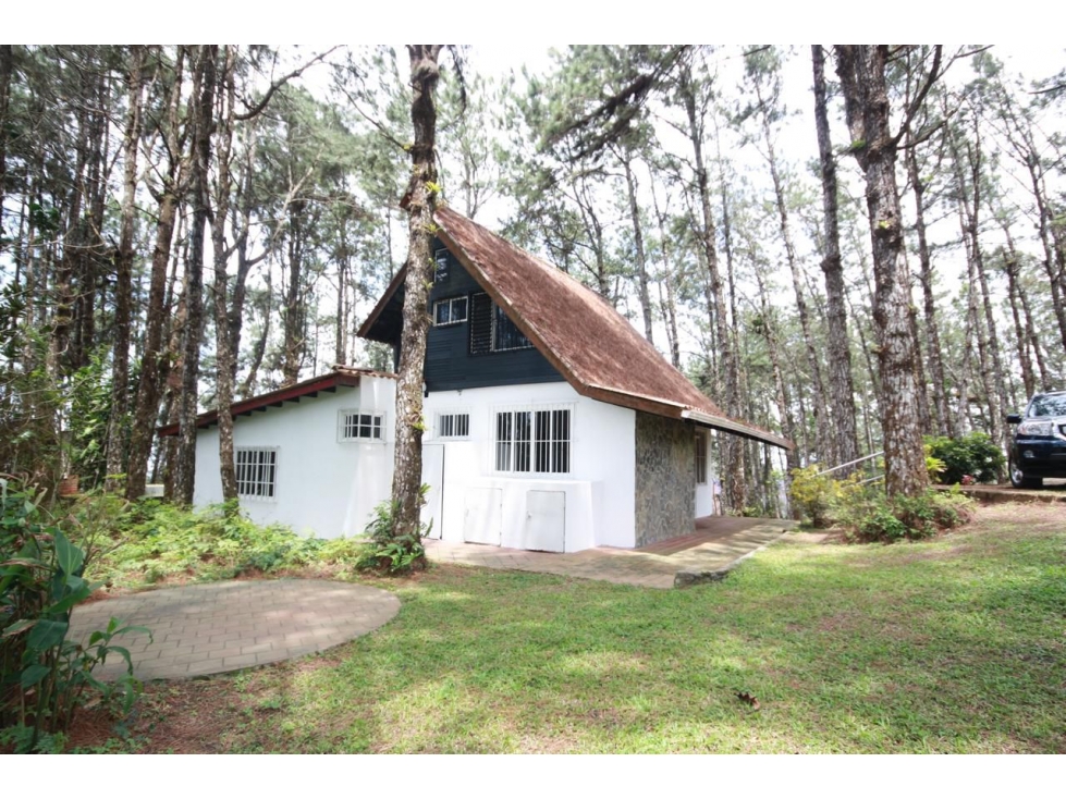 Venta Casa en Altos de Cerro Azul