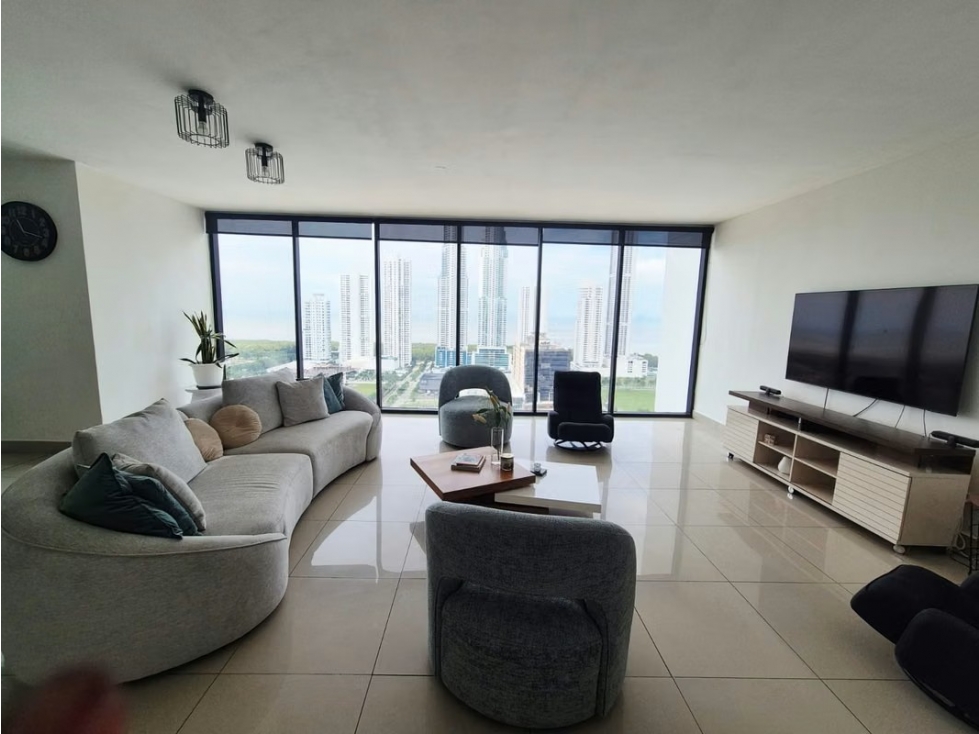 ALQUILER O VENTA PH LATITUDE AMOBLADO (YS)