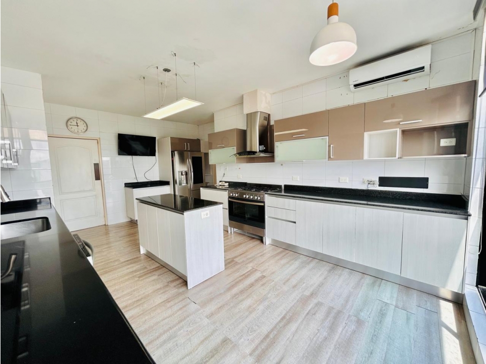 Se vende departamento en Avenida Balboa, Torres Miramar Plaza — foto 6