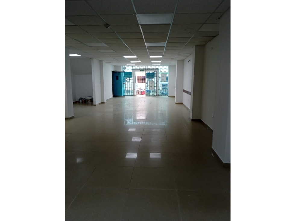 EDIFICIO PARA ACTIVIDAD COMERCIAL EN ARRIENDO EN CERETÉ - 3