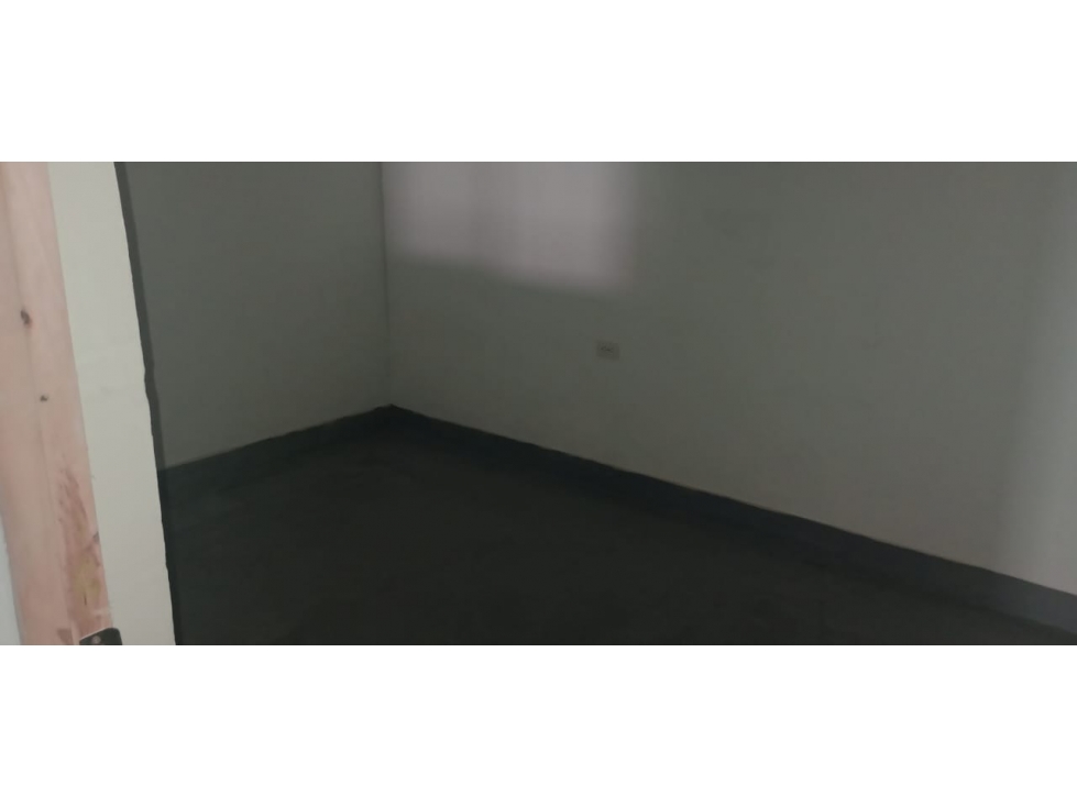 BODEGA EN CERETE - 2