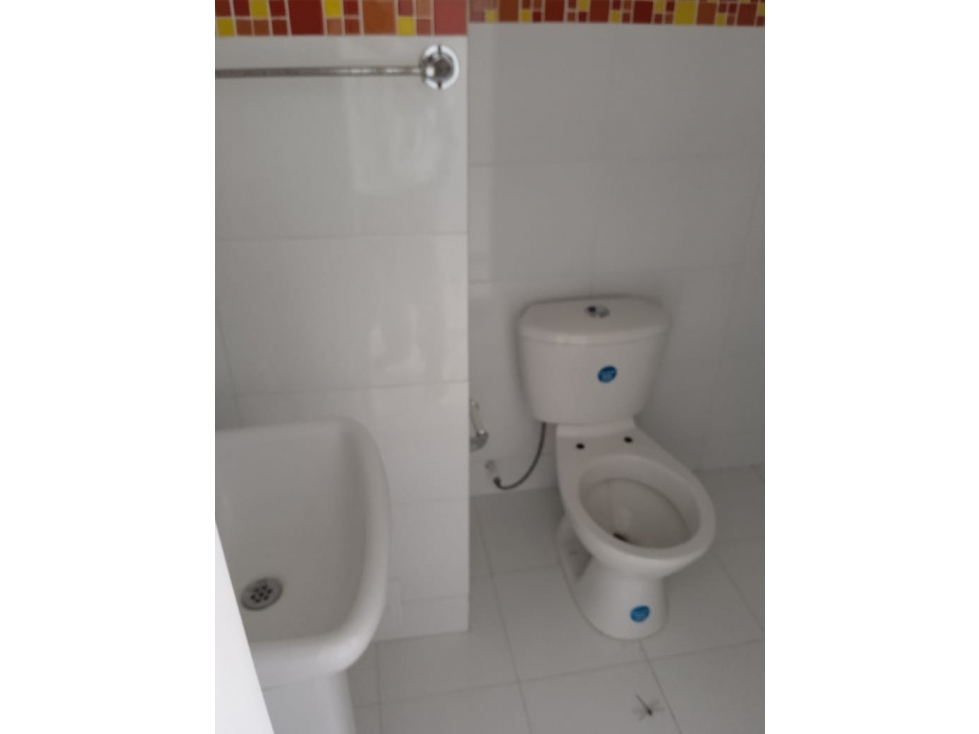 EDIFICIO PARA ACTIVIDAD COMERCIAL EN ARRIENDO EN CERETÉ - 5