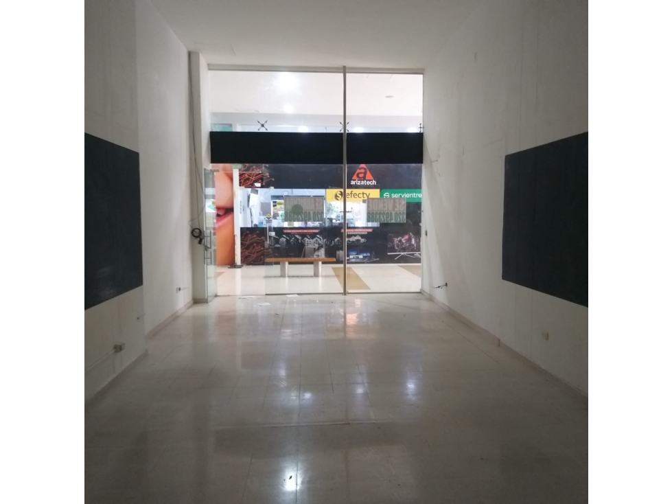 LOCAL PARA ARRIENDO EN MONTERÍA UB EN EL CENTRO DE NEGOCIOS — foto 2