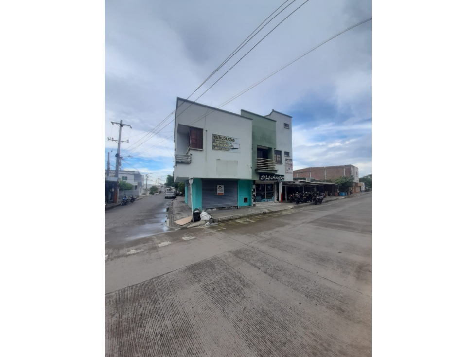 LOCAL EN EL BARRIO RISARALDA