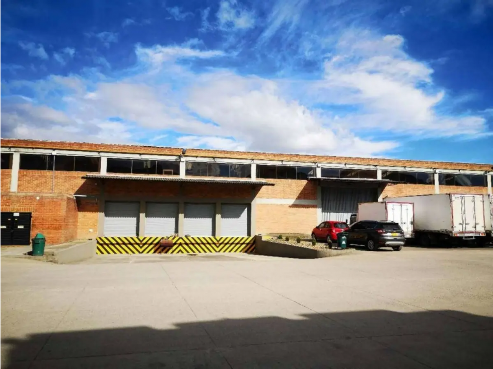 BODEGA PARQUE INDUSTRIAL FONTIBON 3.000 M2