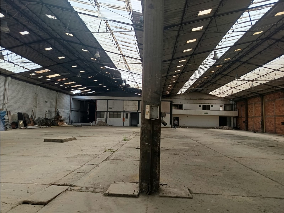 ARRIENDO BODEGA INDUSTRIAL SOACHA - 5