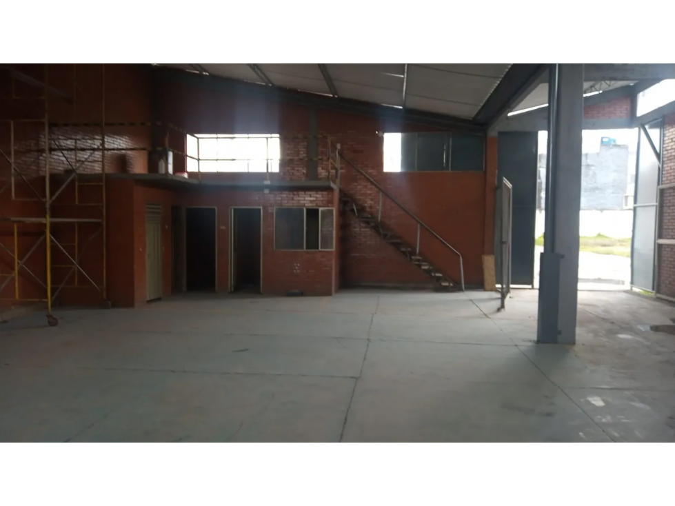 ARRIENDO BODEGA FONTIBON INDUSUSTRIAL — foto 5