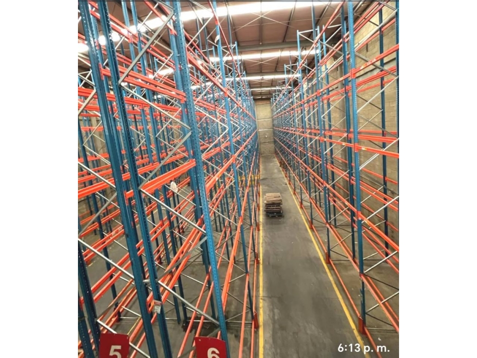 ARRIENDO BODEGA EN PARQUE INDUSTRIAL BOGOTA — foto 5