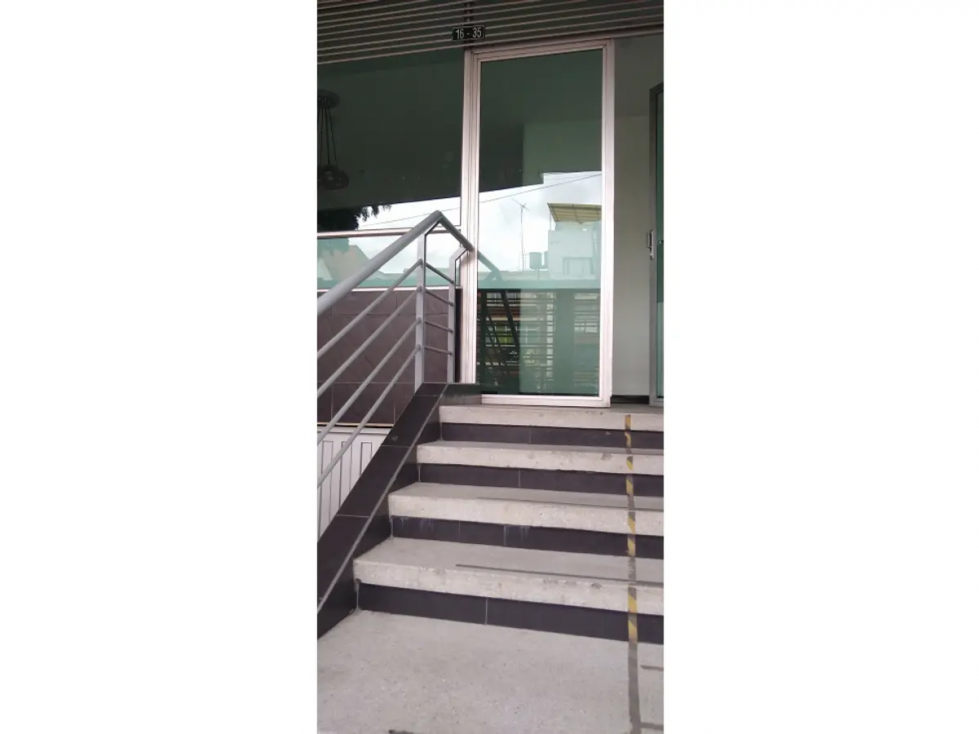 SE VENDE-ARRIENDA-PERMUTA EDIFICIO EN CHAPINERO — foto 4