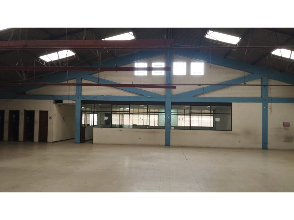 ARRIENDO BODEGA PUENTE ARANDA OPERATIVA — foto 4