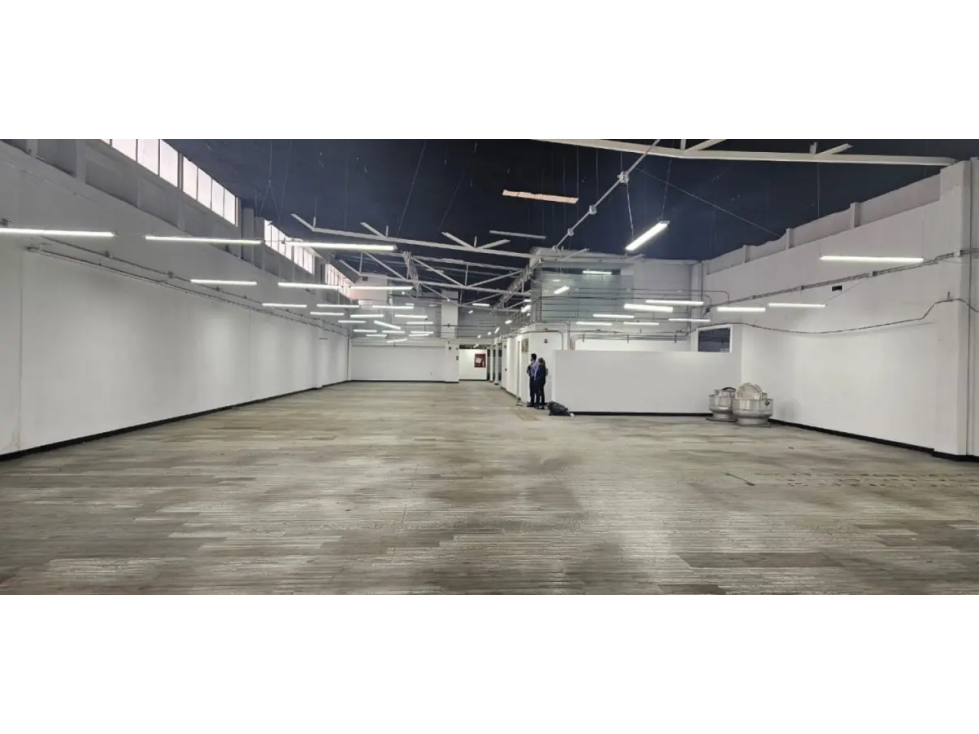 ARRIENDO BODEGA INDUSTRIAL MODELIA -TRERMINAL-LA FELICIDAD — foto 2