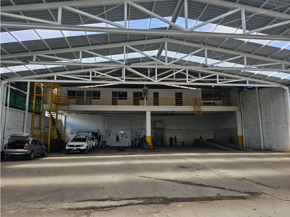 ENGATIVA BODEGA VENTA ARRIENDO - 2