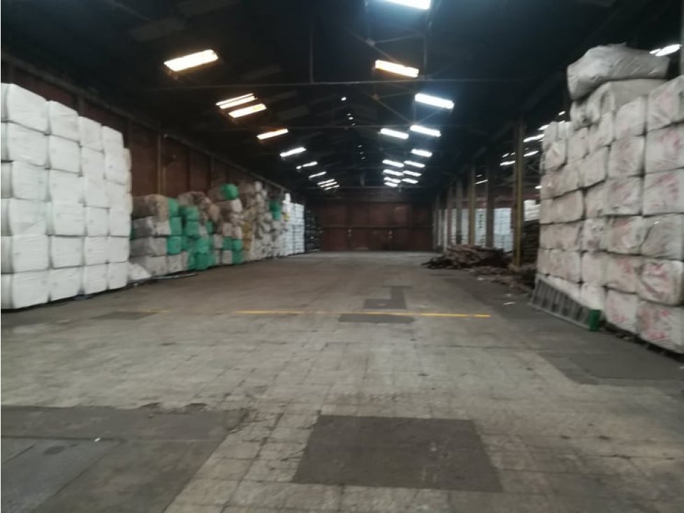 AMPLIA BODEGA INDUSTRIAL MONTEVIDEO — foto 2