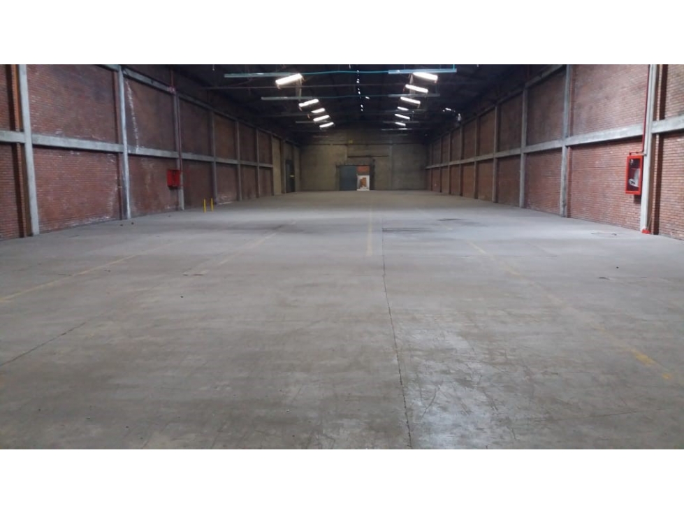 ARRIENDO BODEGA FONTIBON OPERATIVA — foto 3