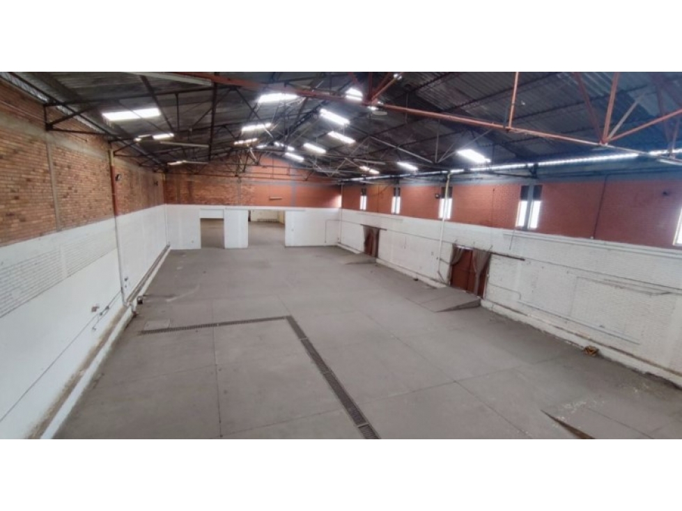 ARRIENDO BODEGA PUENTRE ARANDA OPERATIVA — foto 4