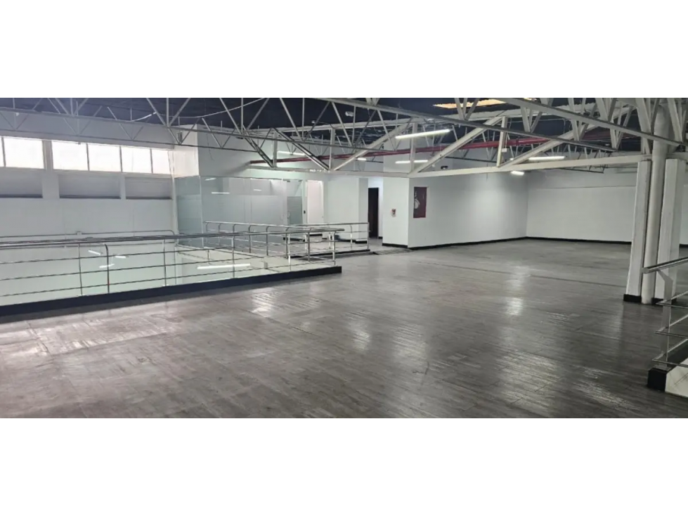 ARRIENDO BODEGA INDUSTRIAL MODELIA -TRERMINAL-LA FELICIDAD — foto 4