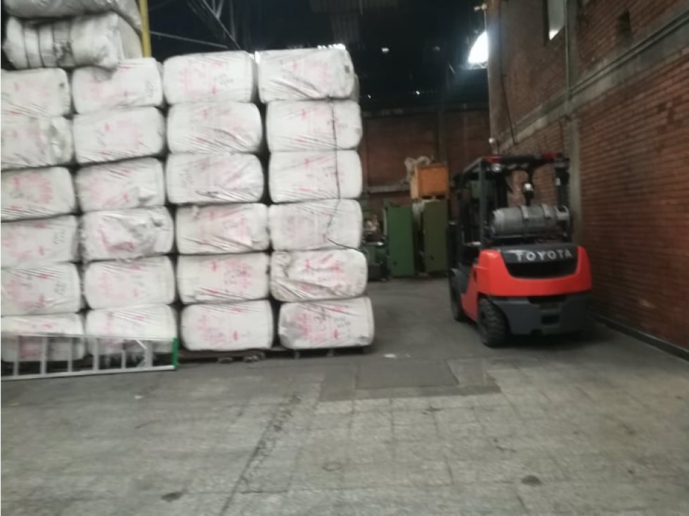 AMPLIA BODEGA INDUSTRIAL MONTEVIDEO — foto 5