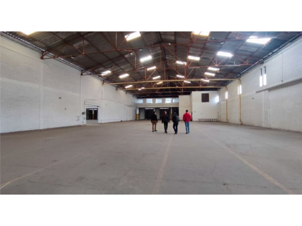 ARRIENDO BODEGA PUENTRE ARANDA OPERATIVA — foto 6
