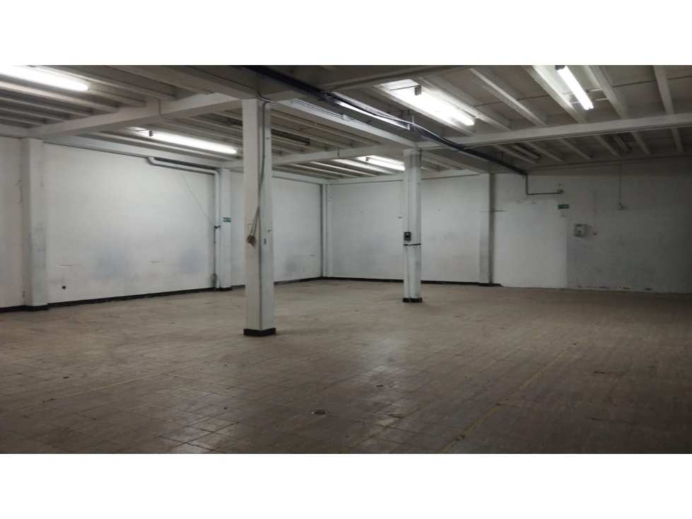 ARRIENDO BODEGA PUENTE ARANDA OPERATIVA — foto 2