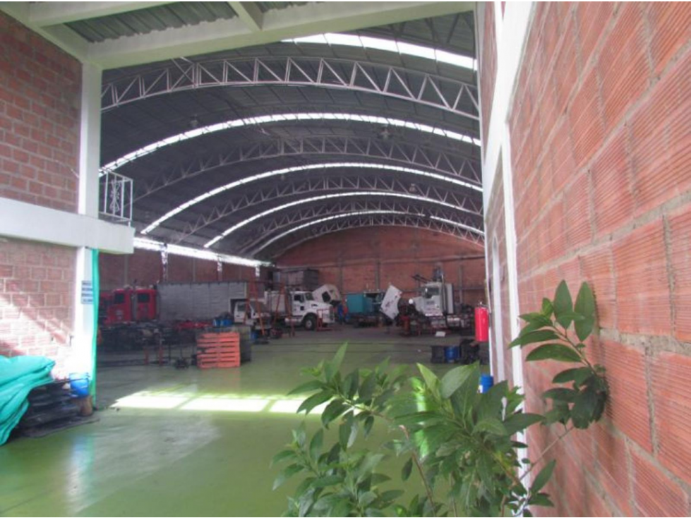 VENTA BODEGA PARQUE INDUSTRIAL CALLE 13