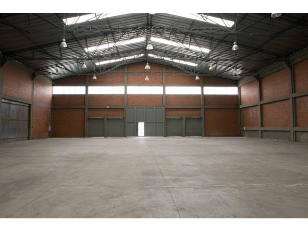 BODEGA PARQUE INDUSTRIAL FONTIBON 3.000 M2 — foto 3