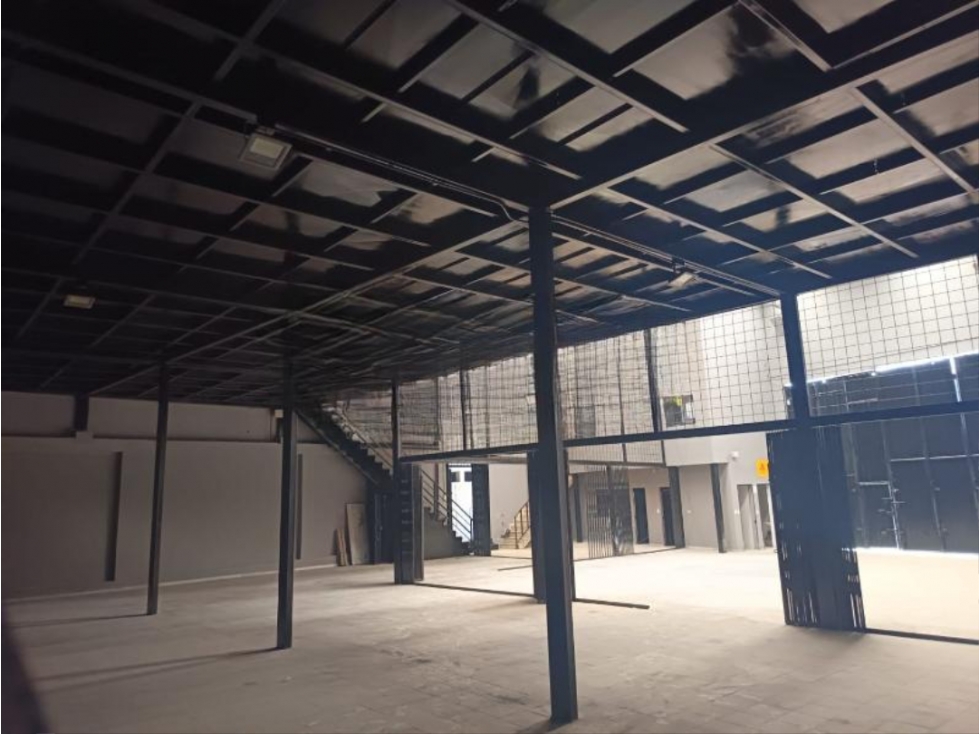Arriendo bodega,oficinas,local soacha — foto 5