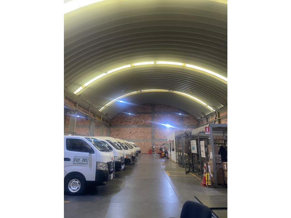 VENTA ARRIENDO BODEGA PARQUE INDUSTRIAL CALLE 26
