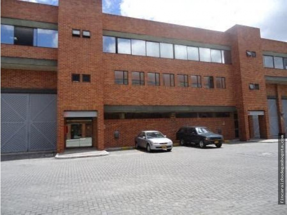 VENTA BODEGA PARQUE INDUSTRIAL AV CALLE 13, AV BOYACA
