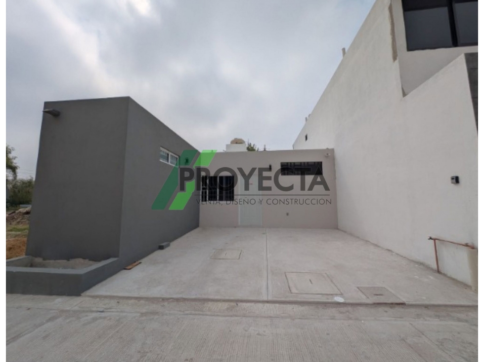 BELLA CASA EN VENTA COL. LUNA LUNA