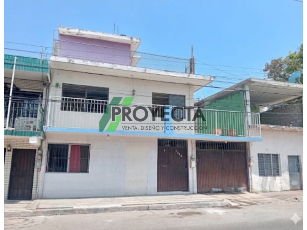 Casa de 3 niveles en V E N T A COL TAMAULIPAS
