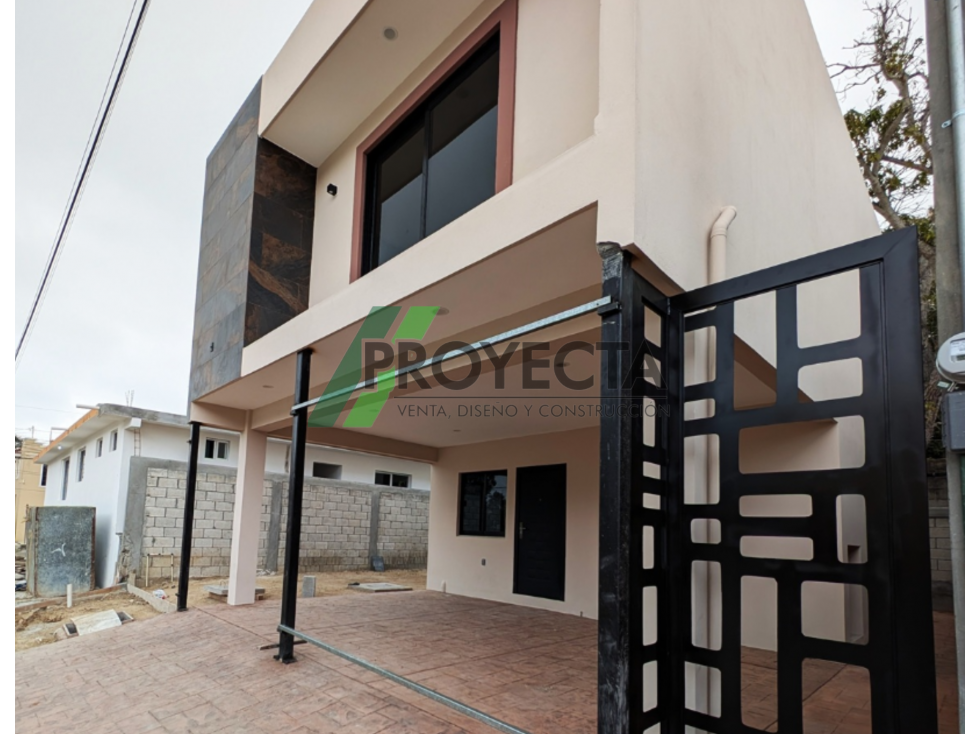 BELLA CASA EN VENTA EN MADERO — foto 2