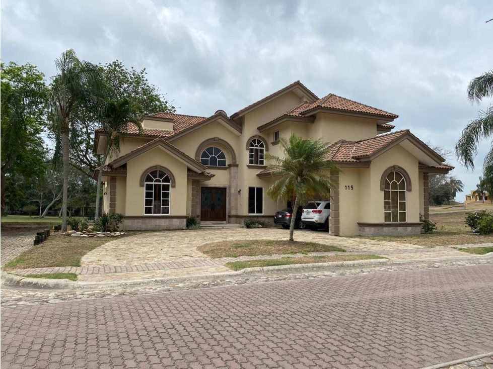 CASA EN VENTA LAGUNAS DE MIRALTA - 5