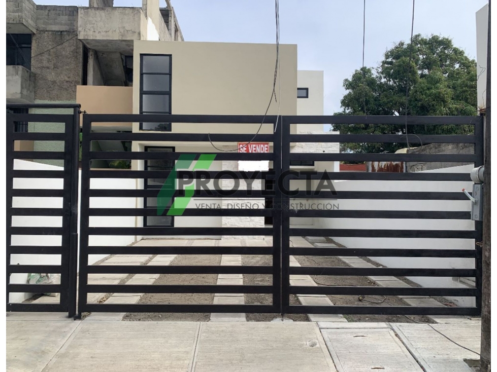 EN VENTA CASA COL HIPODROMO