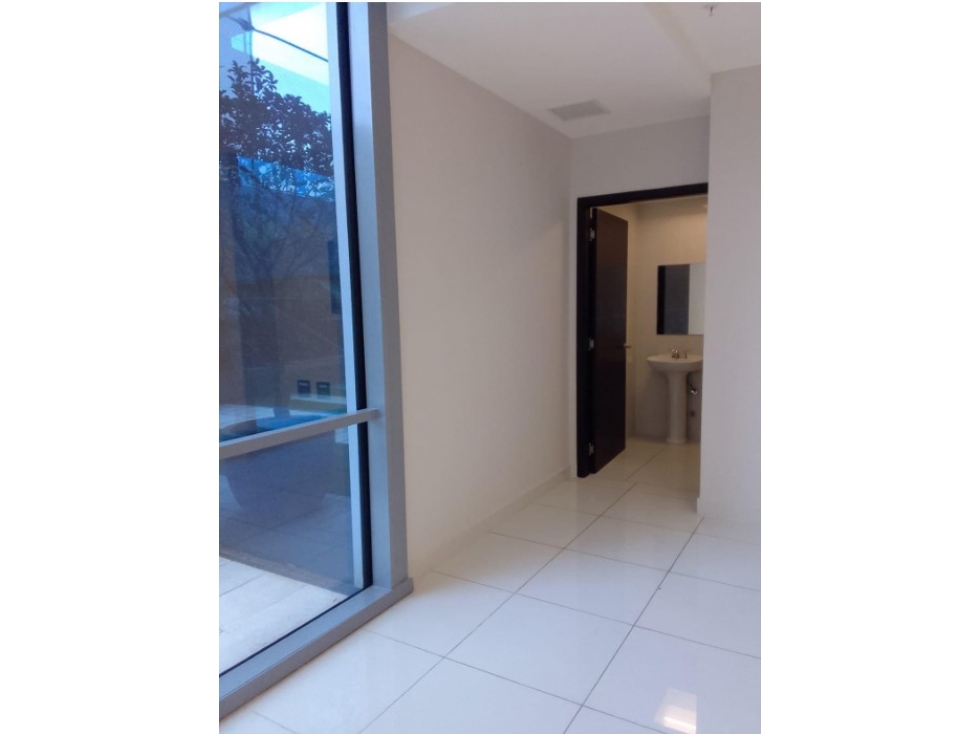 ALQUILER LOCAL COMERCIAL COSTA DEL ESTE — foto 4