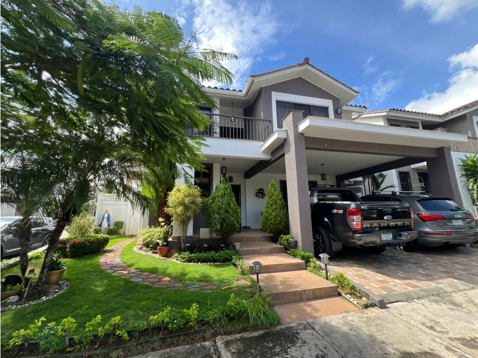 VENTA CASA BRISAS DEL GOLF PH OLYMPUS
