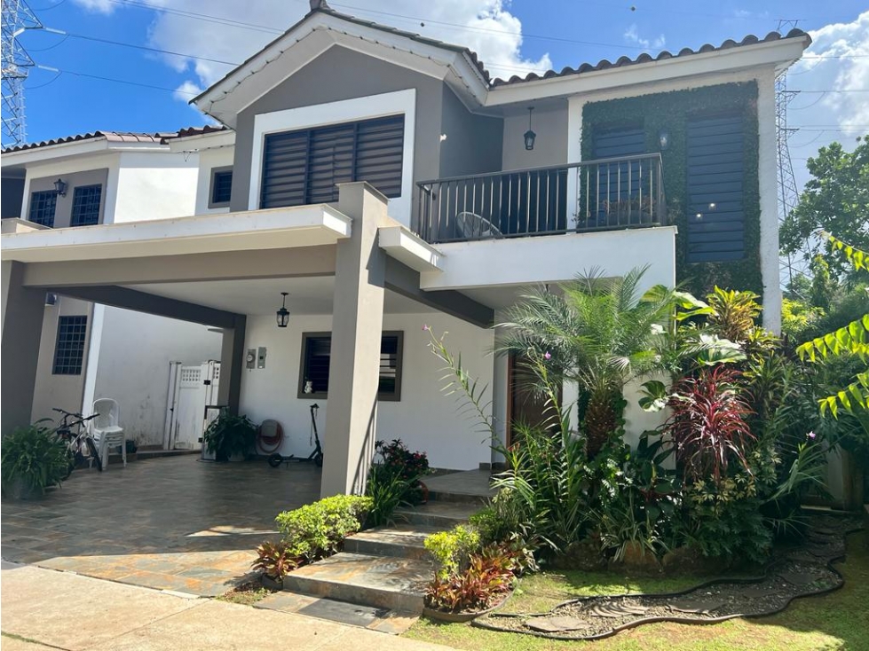 VENTA CASA BRISAS DEL GOLF PH OLYMPUS