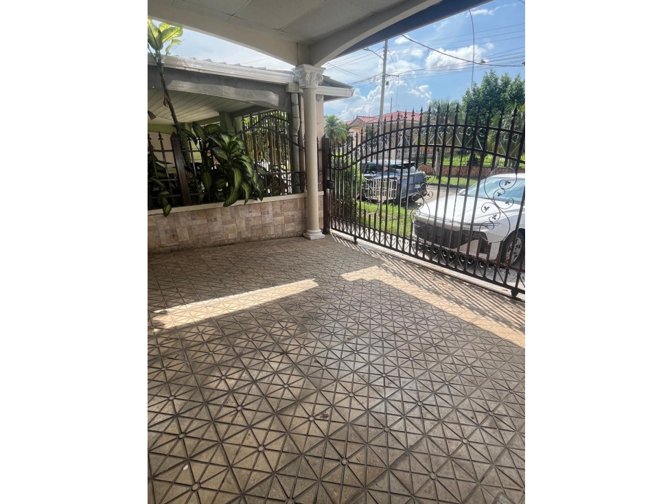 VENTA CASA EN SAN ANTONIO