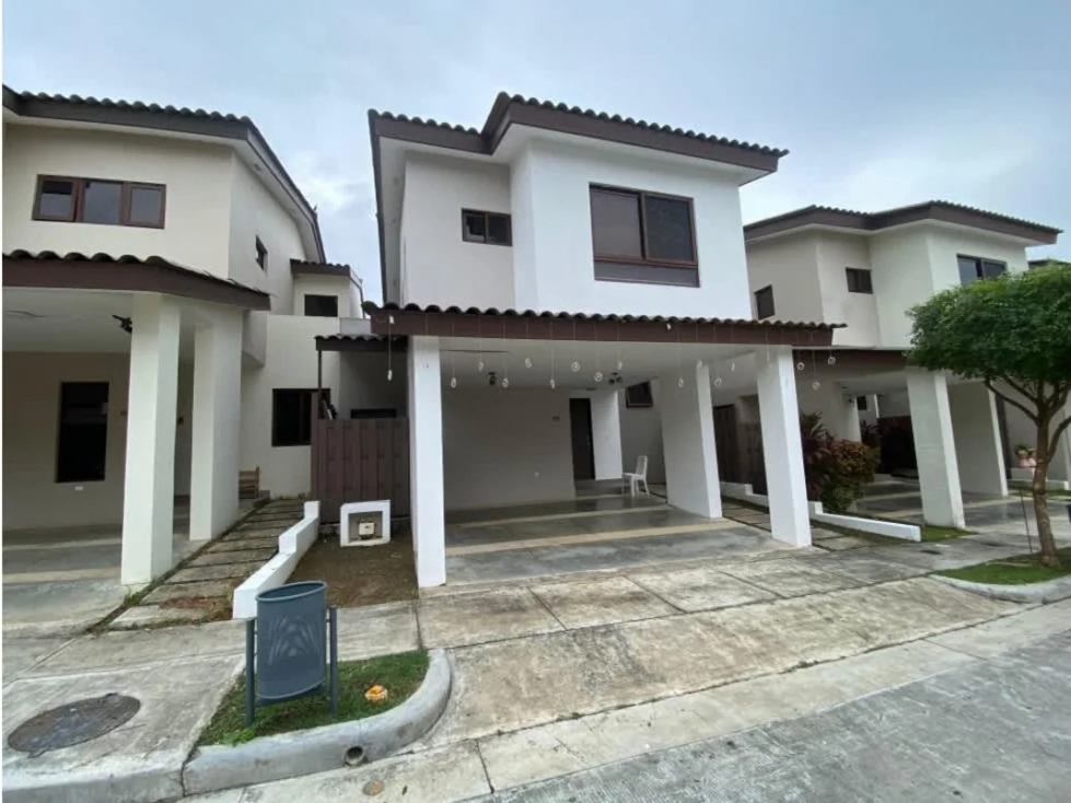 VENTA CASA BRISAS DEL GOLF PH GOLF GARDENS