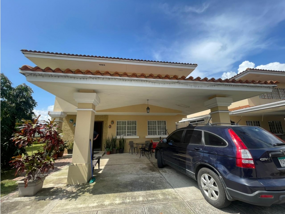 VENTA CASA BRISAS DEL GOLF PH VILLA ALTA