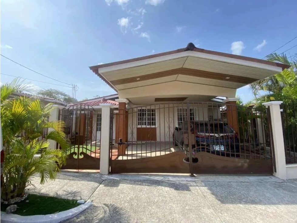 VENTA CASA BRISAS DEL GOLF